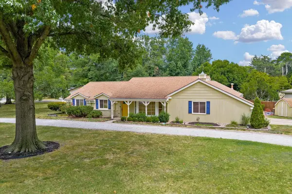 21 Fleetwood Dr, Winfield, KS 67156