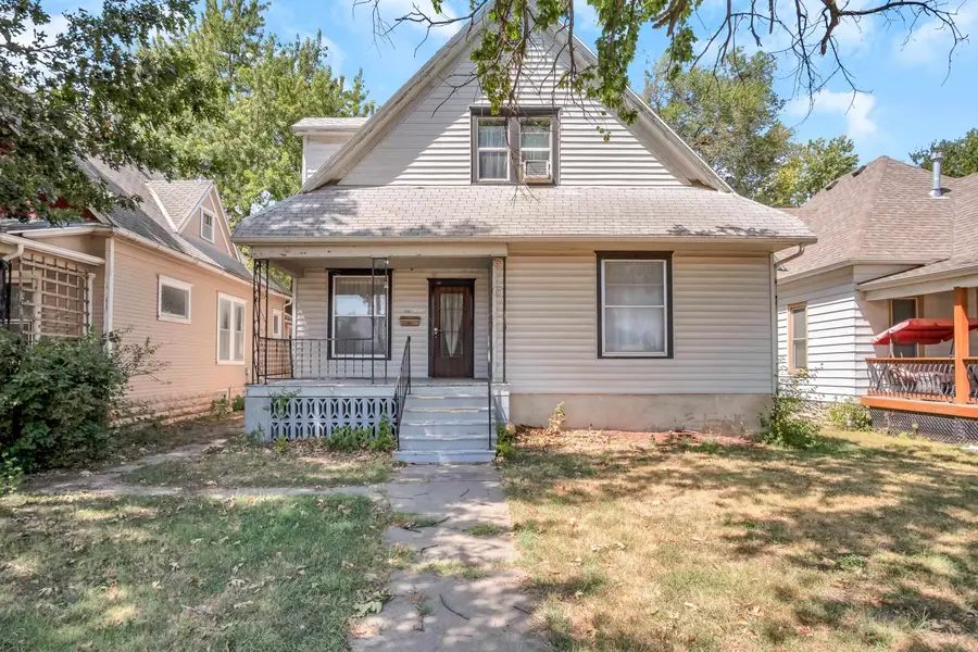 1111 N Main, Newton, KS 67114 - #2