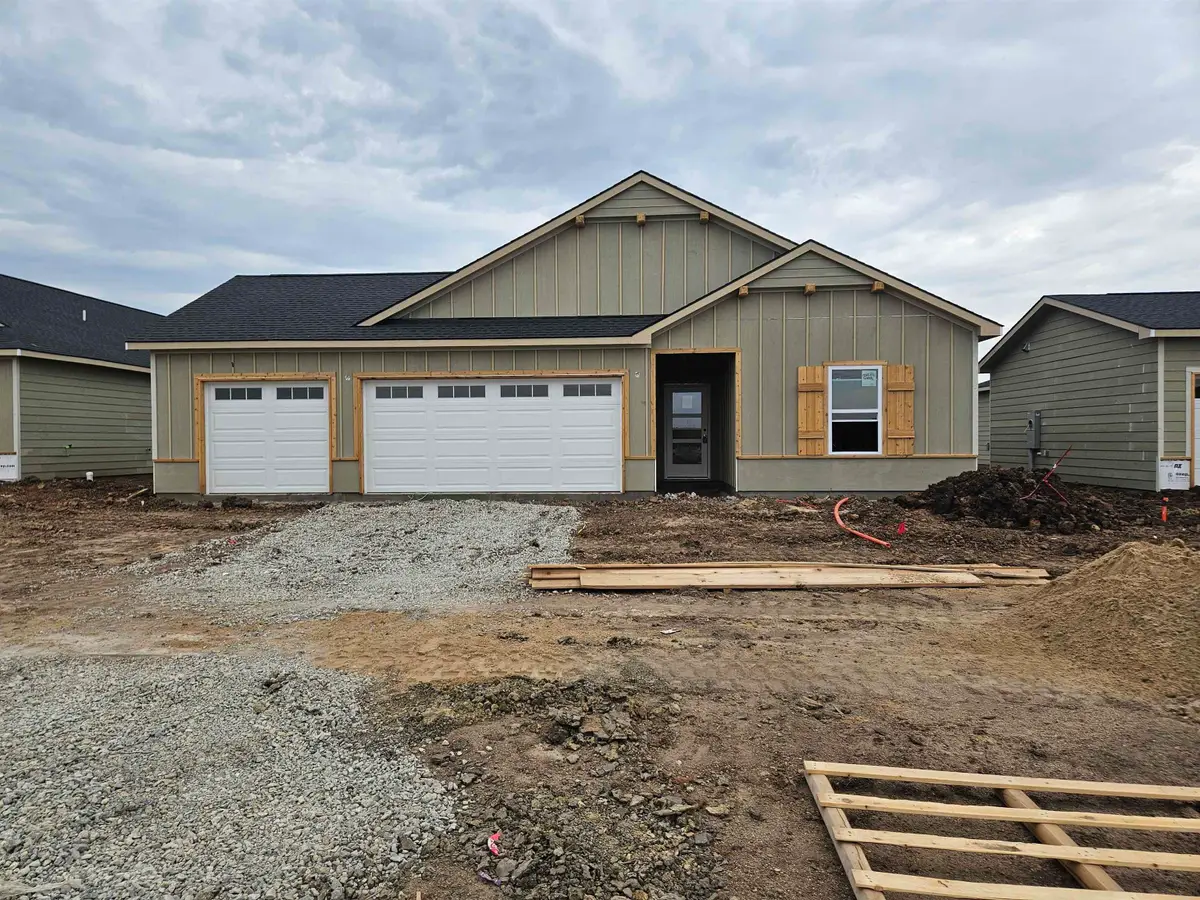 944 N Forestview St, Wichita, KS 67235 - #1