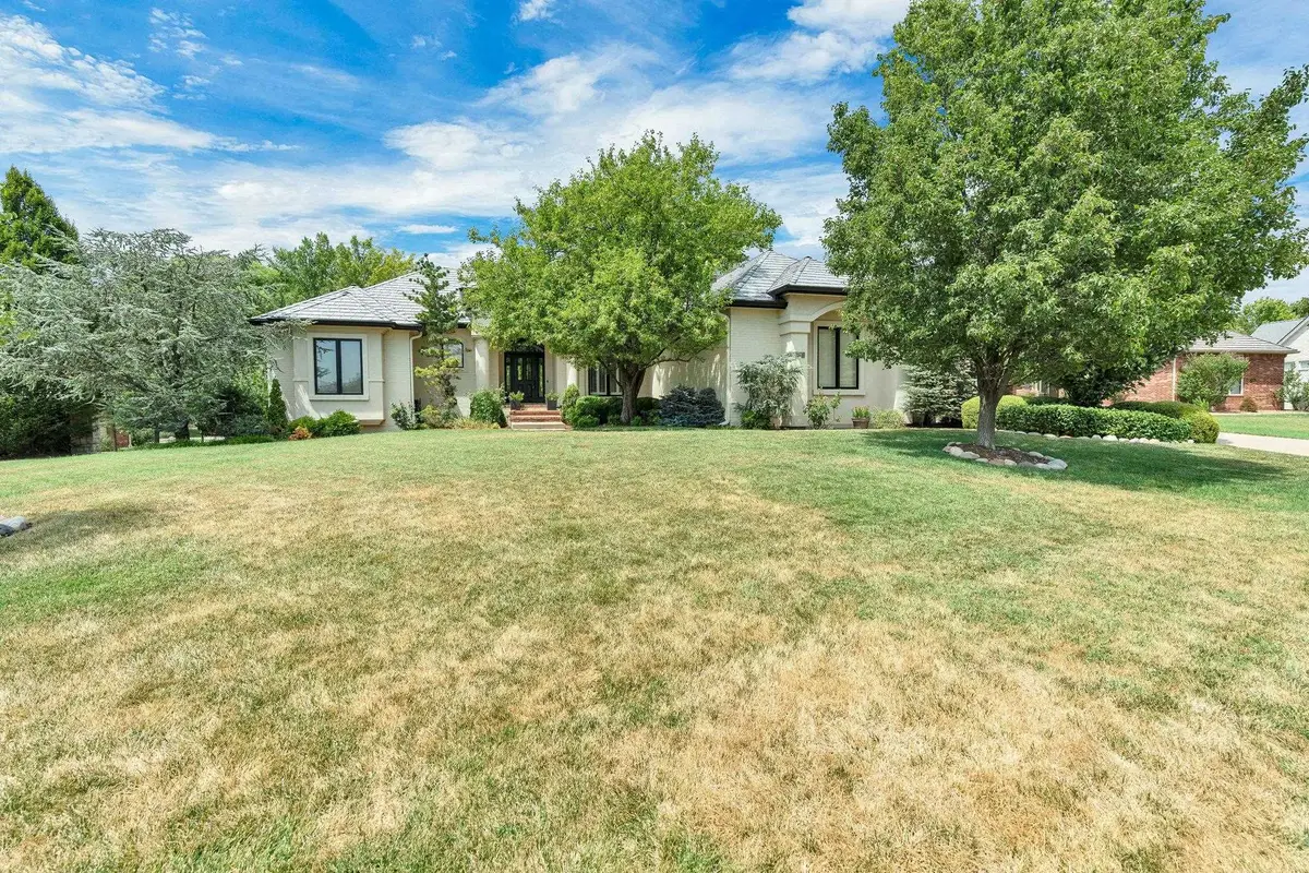 1962 N Red Brush Ct, Wichita, KS 67206 - #1
