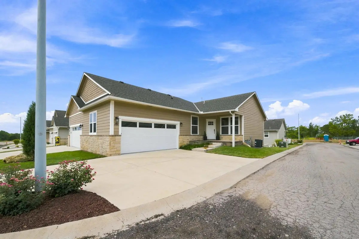331 N 127th St E 401, Wichita, KS 67206 - #1