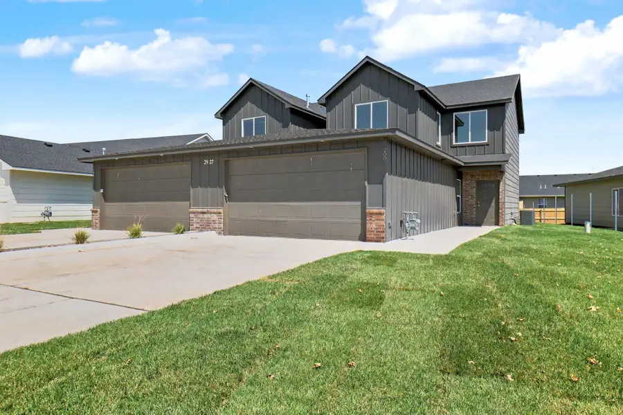 2927 S Cedar Crest Ct #200, Wichita, KS 67235 - #2