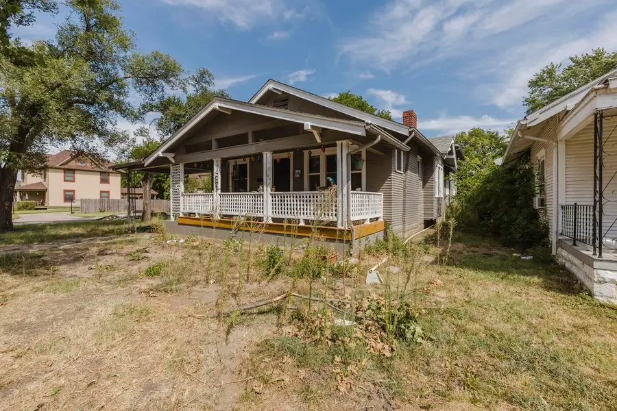 2230 W Douglas Ave, Wichita, KS 67023 - #2