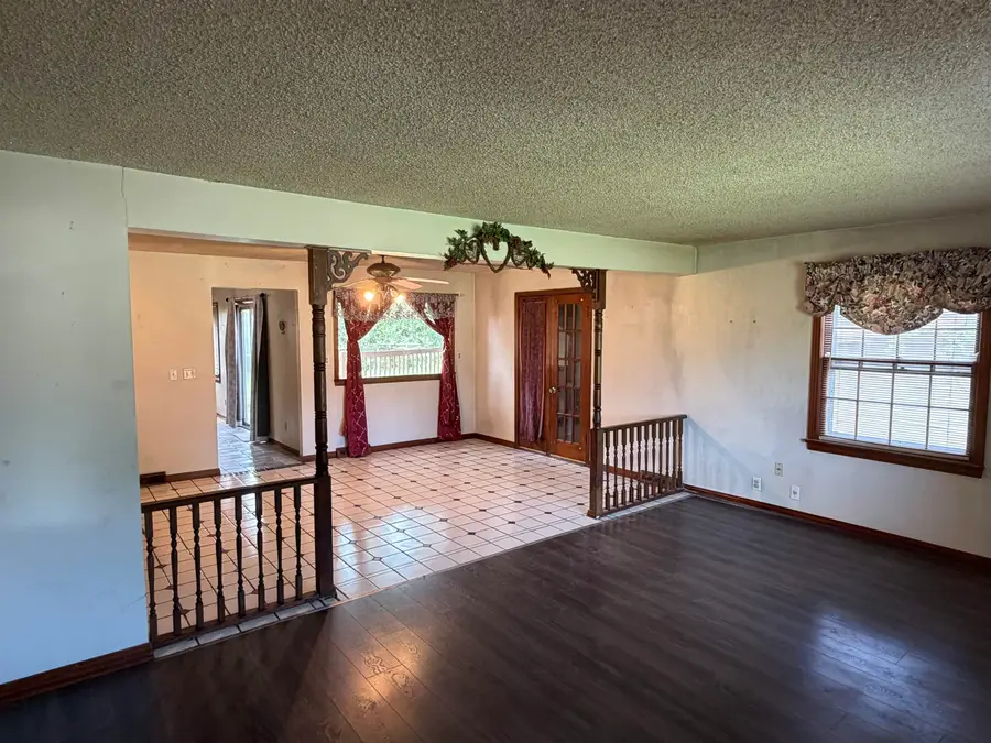 129 W 55th St. S., Wichita, KS 67217 - #3