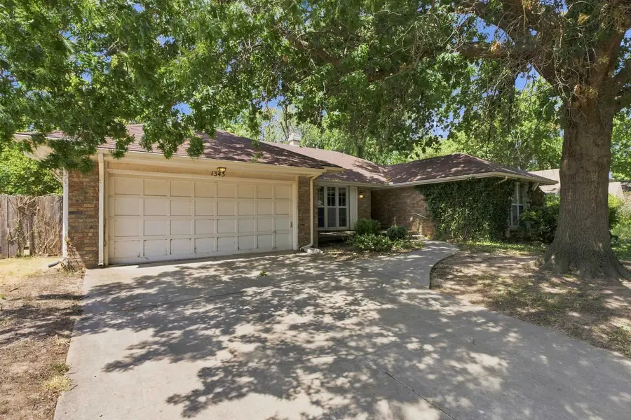 1343 N Caddy Ln, Wichita, KS 67212-4207 - #2