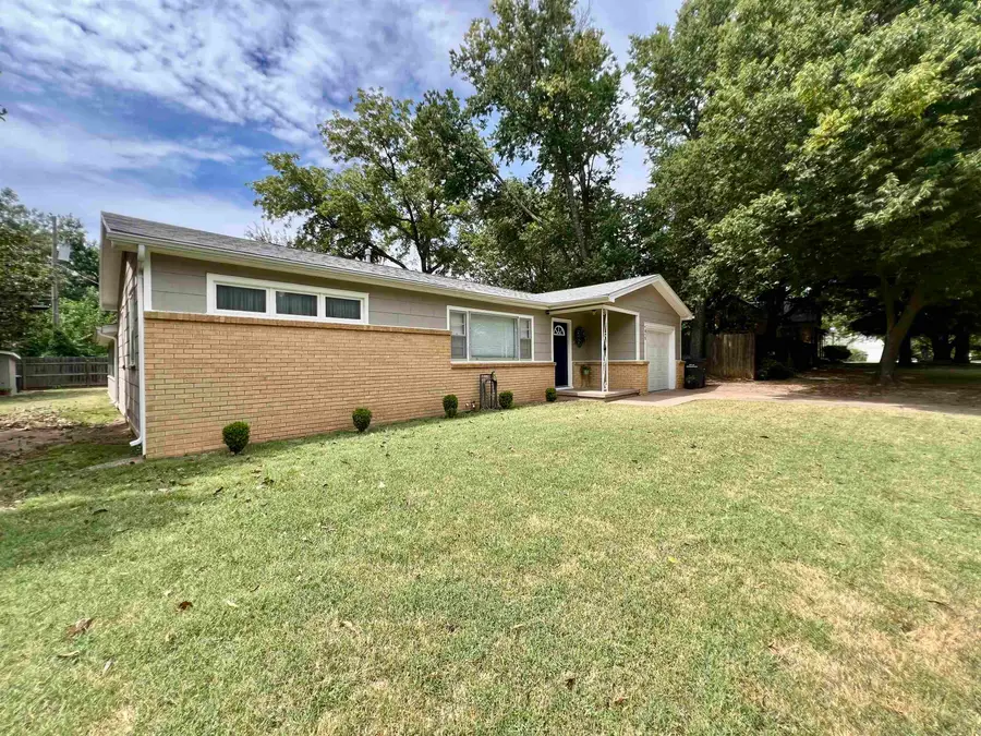 1815 N 9th, Arkansas City, KS 67005 - #3