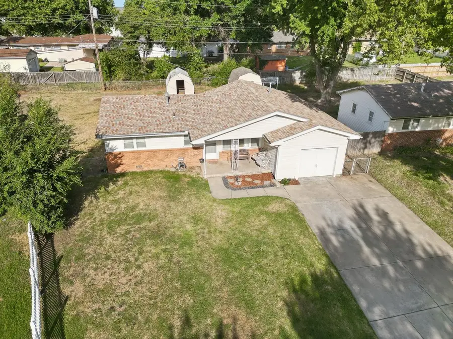 1309 N Baltimore Ave, Derby, KS 67037 - #2