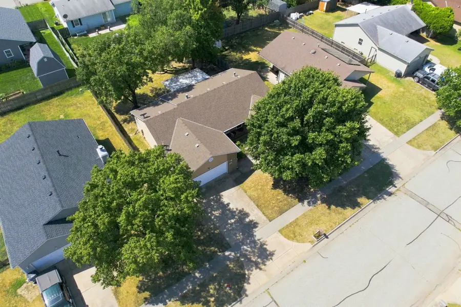 5711 W 40th St S, Wichita, KS 67215 - #2