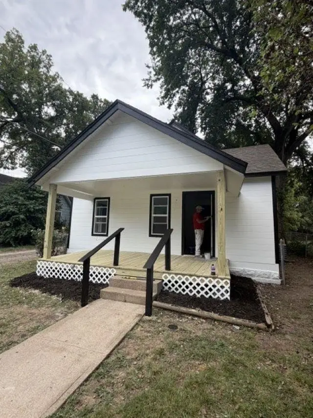 617 W Olive Street, El Dorado, KS 67042 - #1