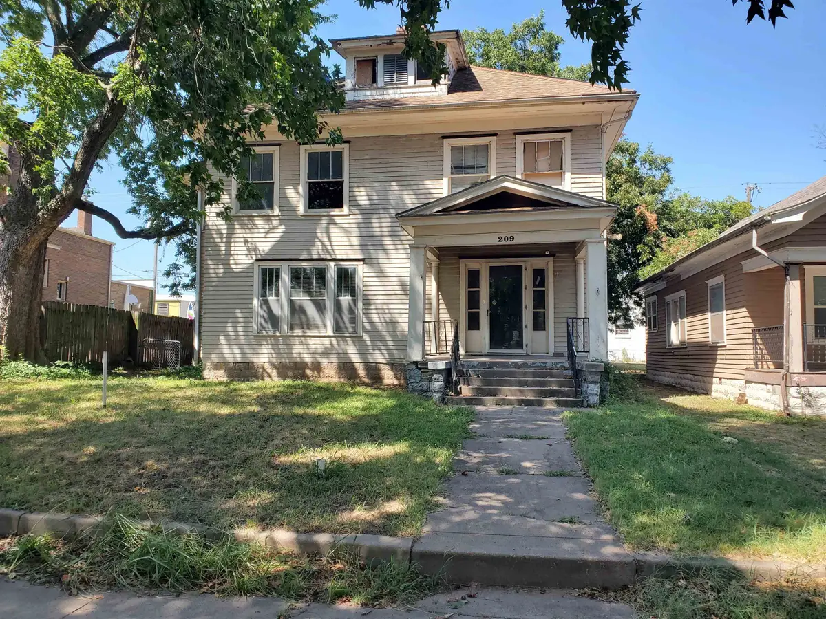 209 N A, Arkansas City, KS 67005 - #1