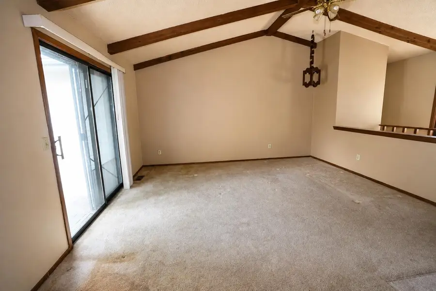 512 SW 11th, Newton, KS 67114 - #2