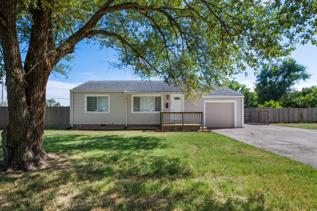 1301 W 35th St S, Wichita, KS 67217 - #1