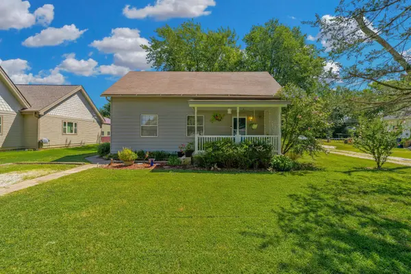 424 N Main St, Belle Plaine, KS 67013