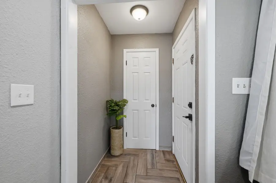 8125 E Indianapolis St, Wichita, KS 67207 - #3