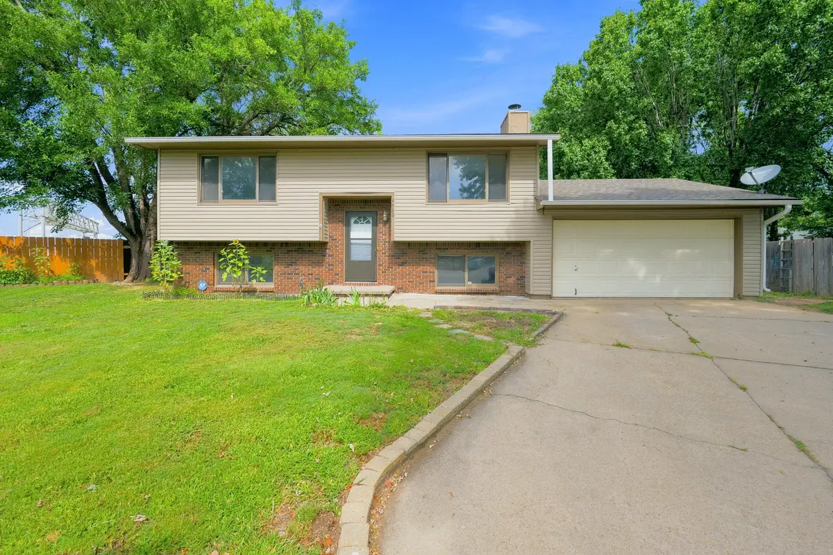 4523 S Washington Ct, Wichita, KS 67216 - #1