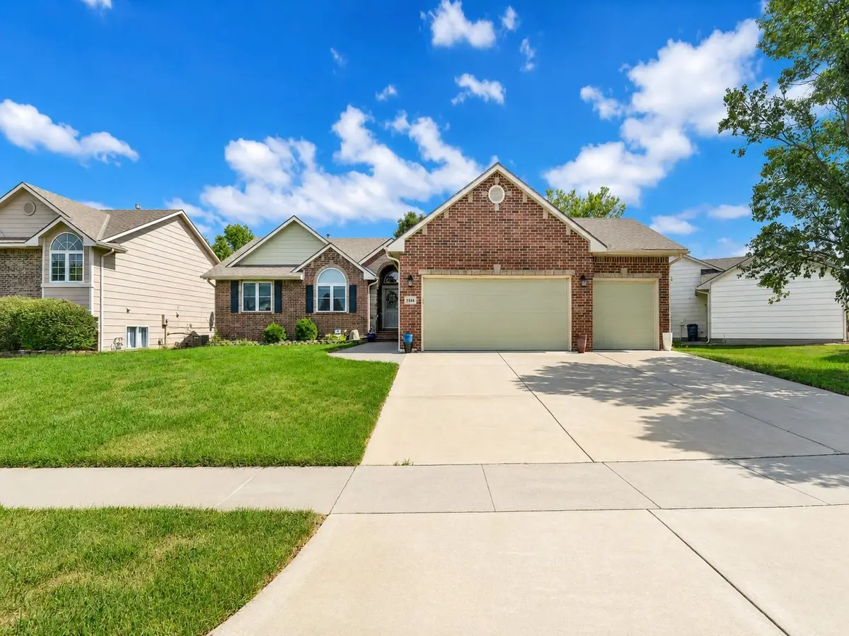 1846 S Tara Falls St, Wichita, KS 67207 - #1