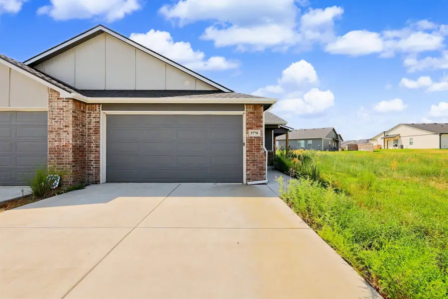 5776 E Bristol Circle, Wichita, KS 67220 - #2