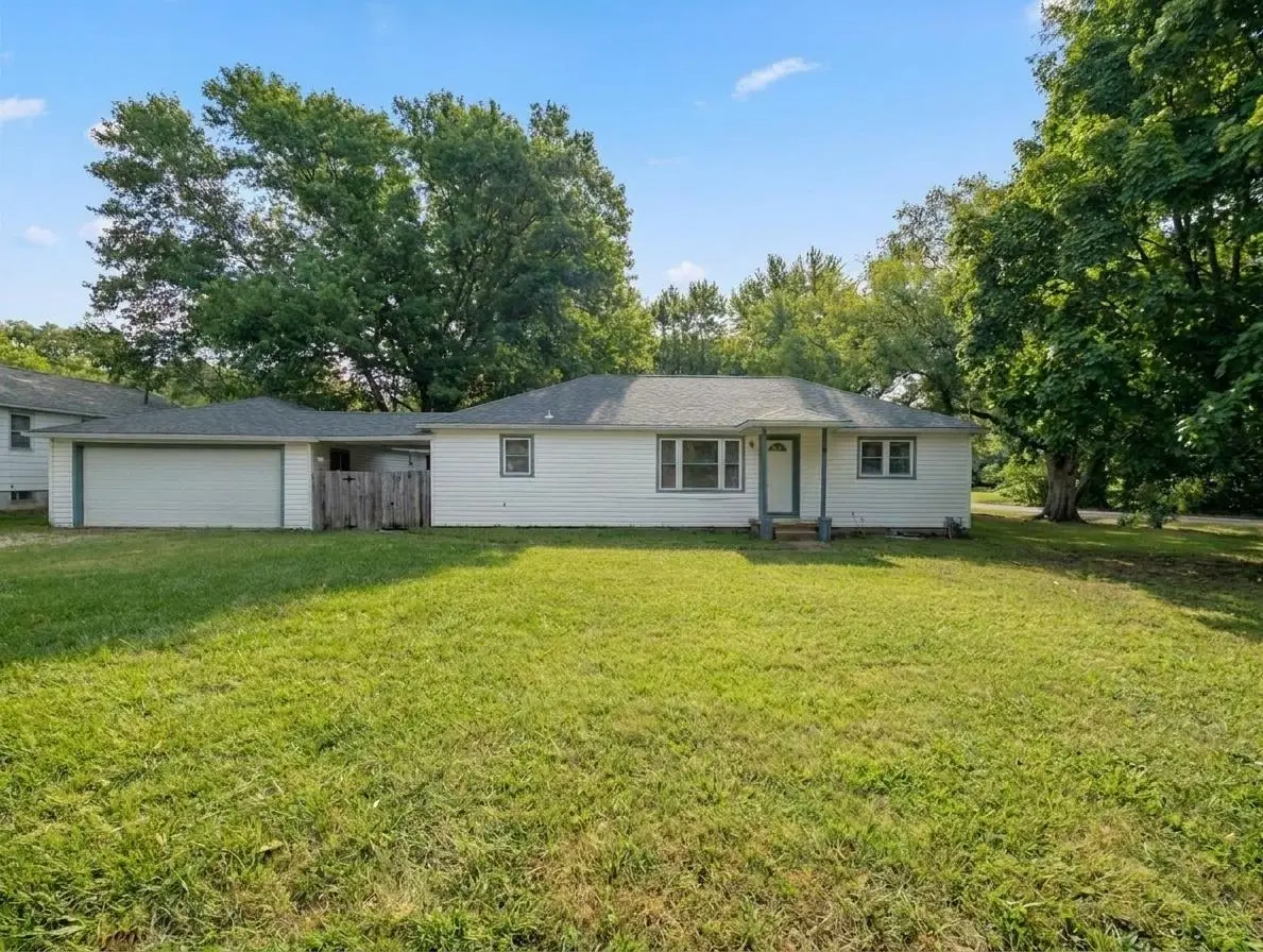 420 S Michigan, Oxford, KS 67119 - #1