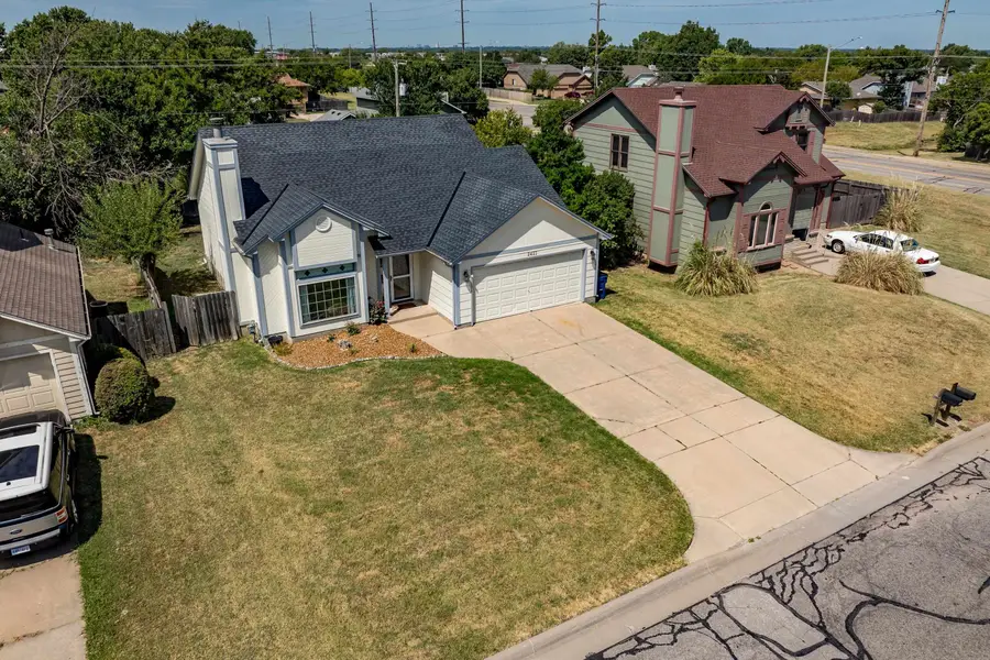 2421 S Linden St, Wichita, KS 67210-2404 - #2