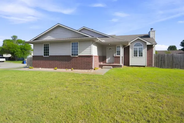 5402 S Victoria Ct., Wichita, KS 67216