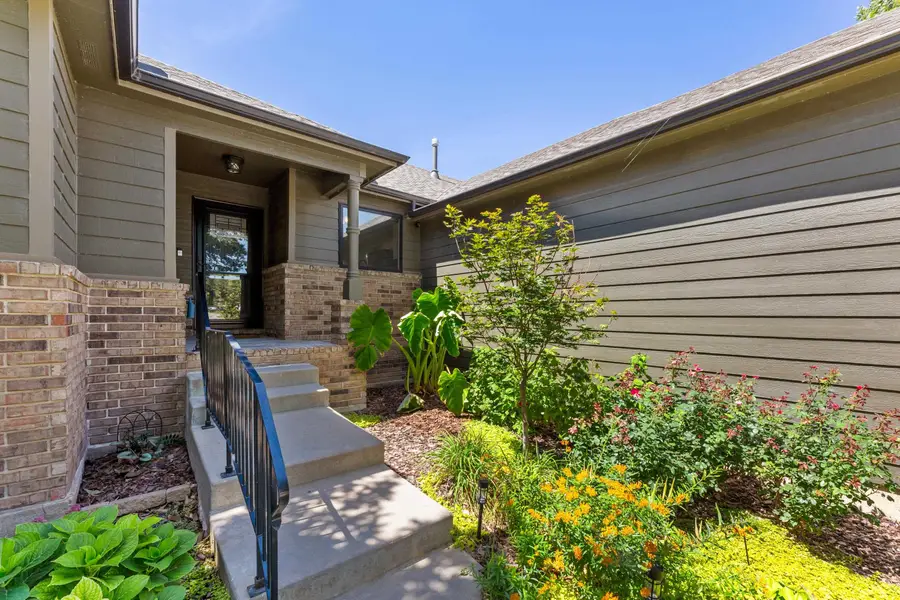 409 N Jaax St, Wichita, KS 67235 - #2