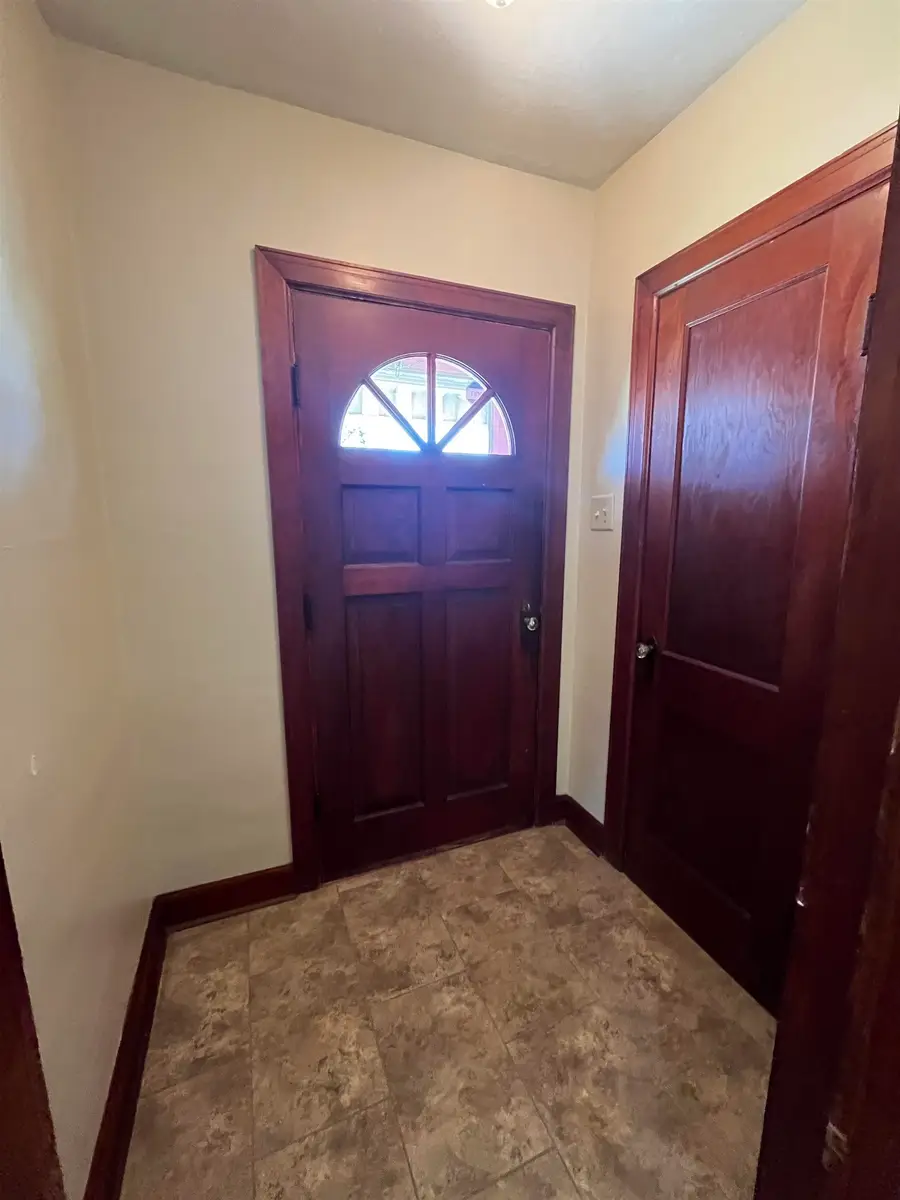 116 E Minneapolis Avenue, Salina, KS 67401 - #3