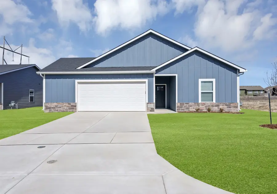 9318 E Hurst St, Wichita, KS 67210 - #2