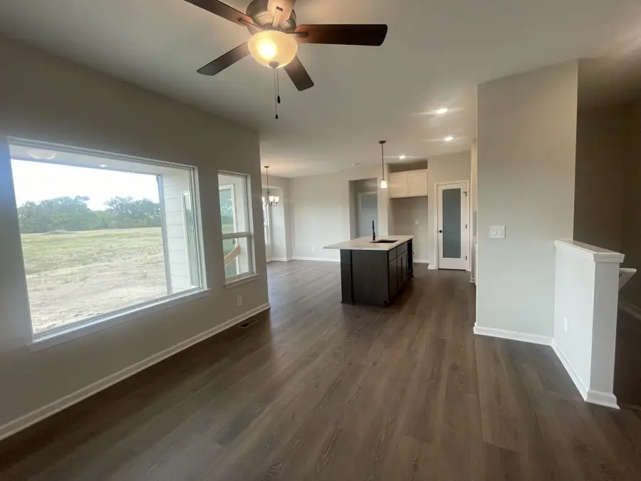 2224 E Arrowhead St, Andover, KS 67002 - #2