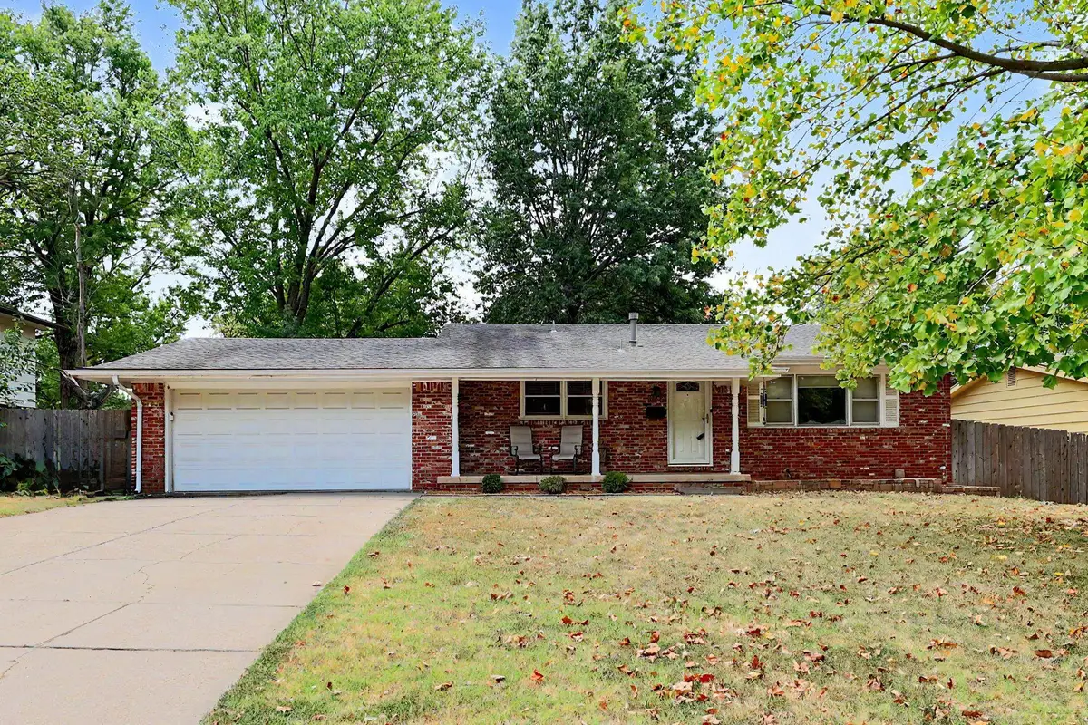 10233 W Binter, Wichita, KS 67212 - #1