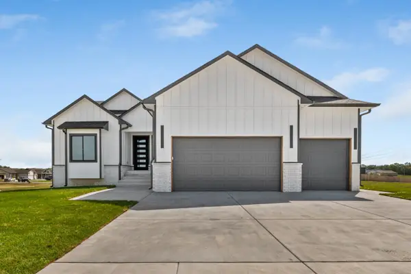 2644 E Ironstone Ct, Park City, KS 67219