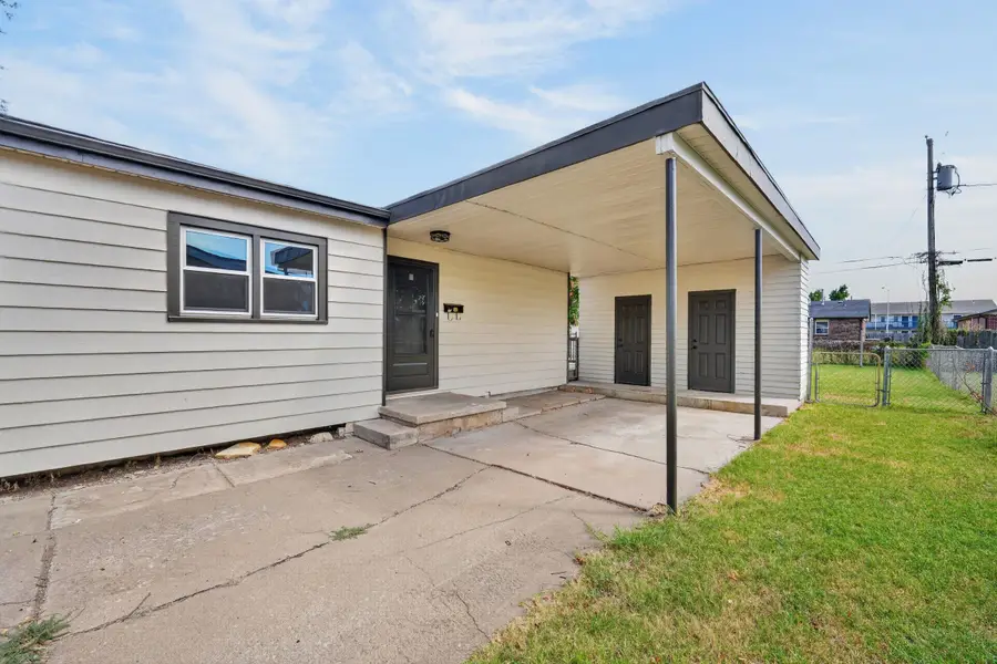 2327 W Grant Ave, Wichita, KS 67213 - #2