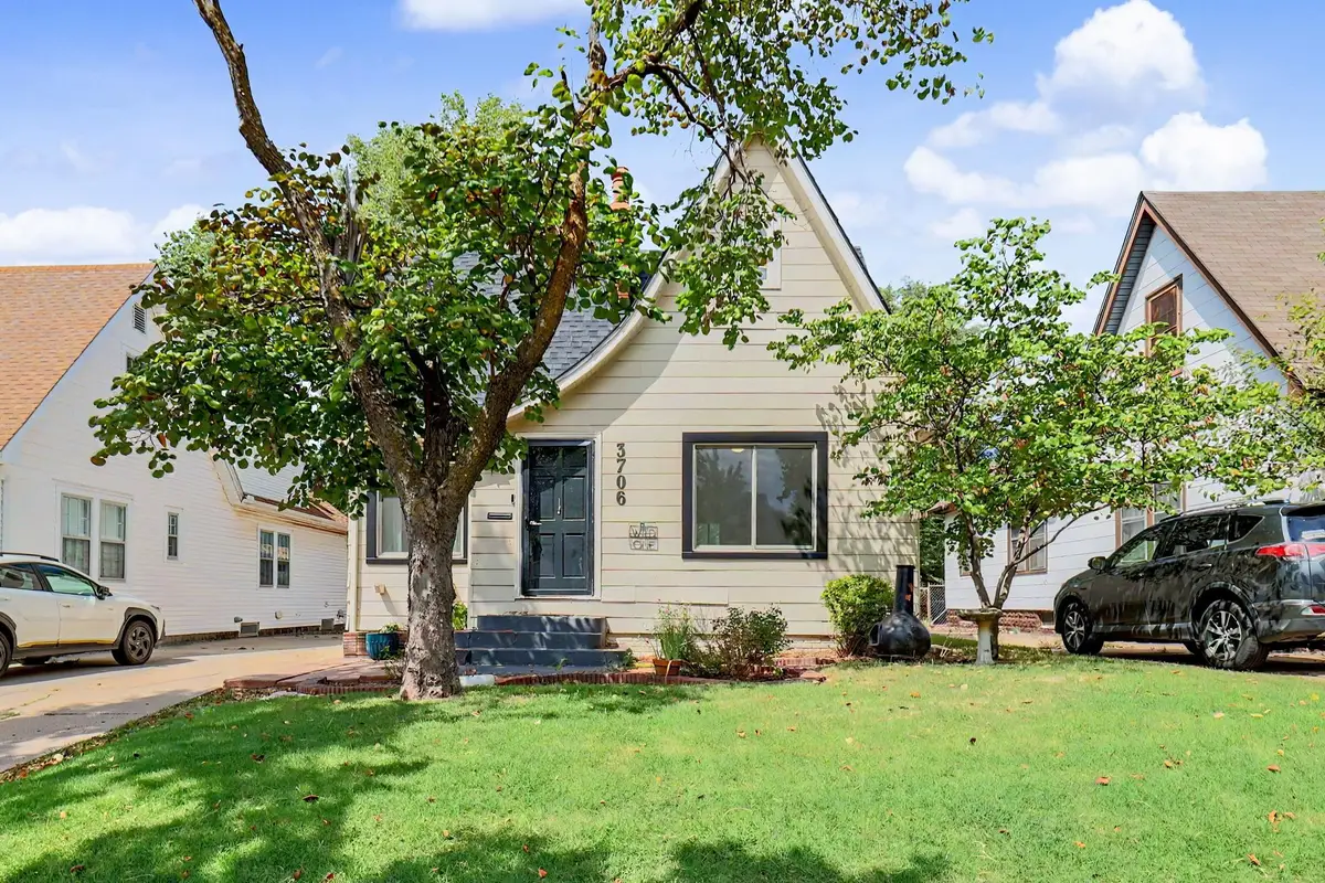 3706 E Edgemont Pl, Wichita, KS 67208 - #1