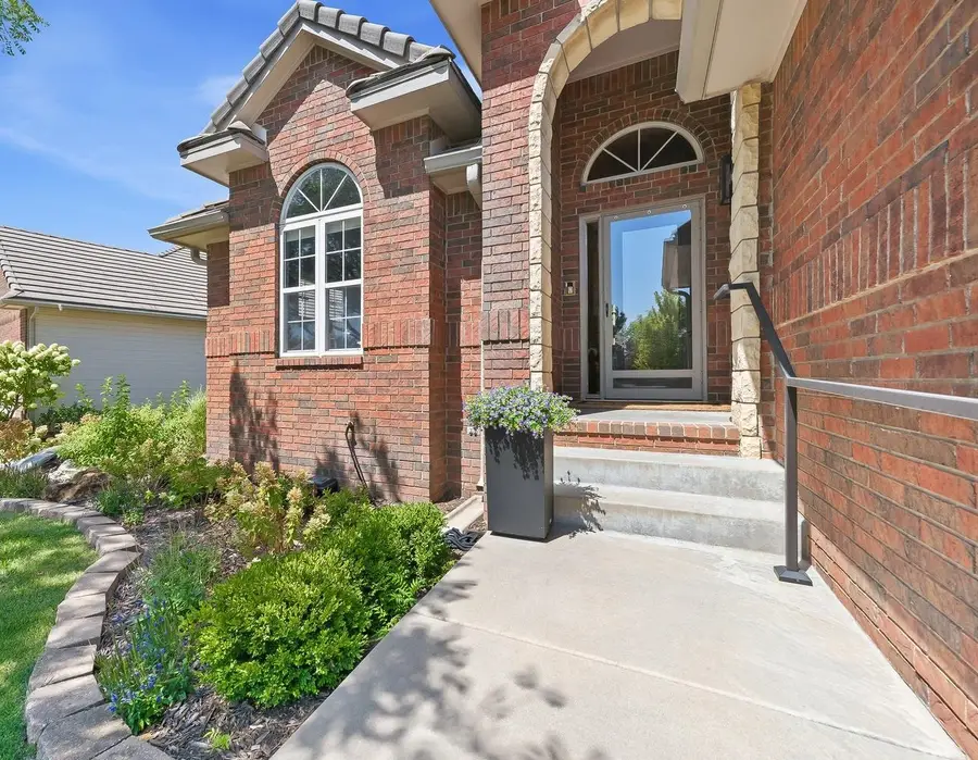 2819 N Plumthicket Circle, Wichita, KS 67226 - #2