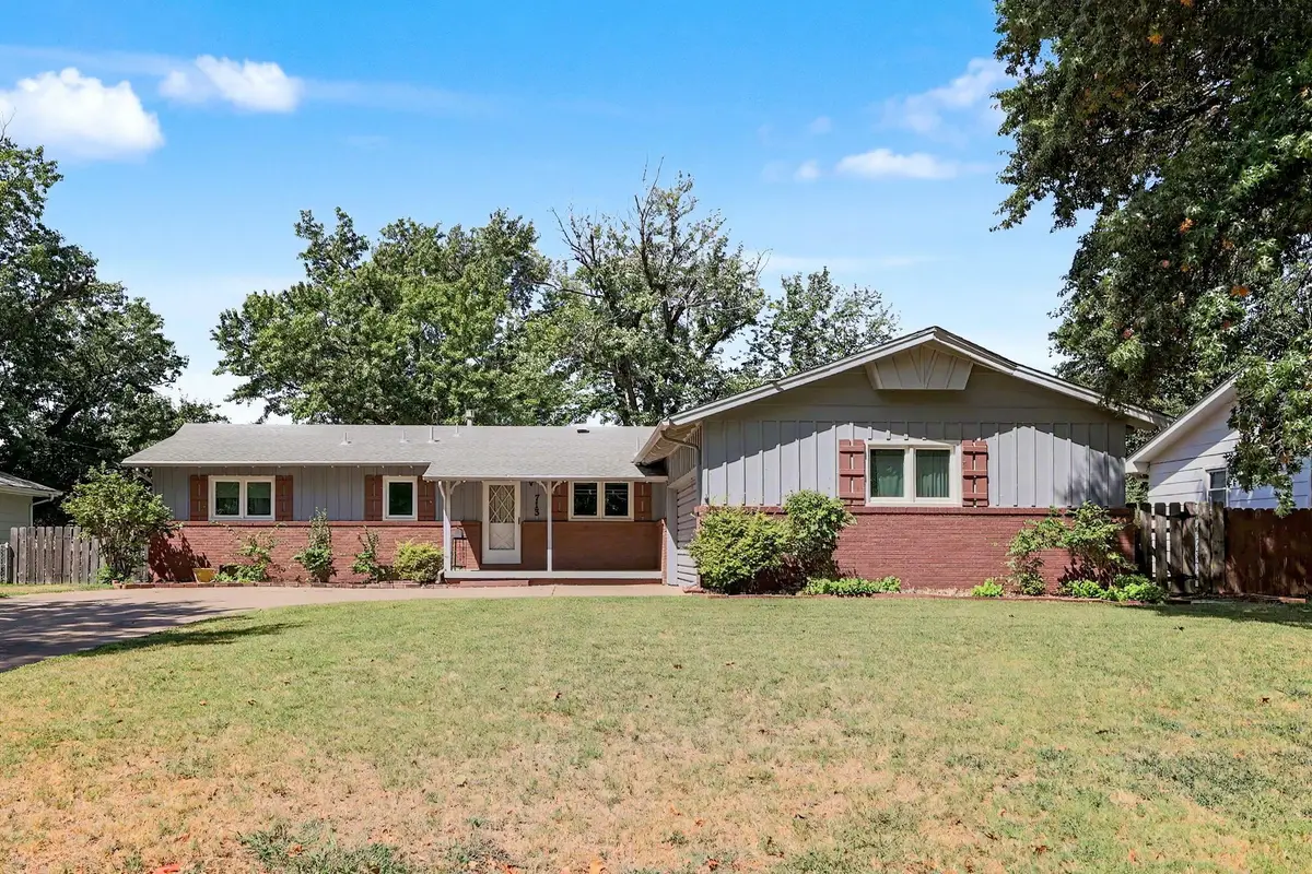 713 N Farmington Dr., Derby, KS 67037 - #1