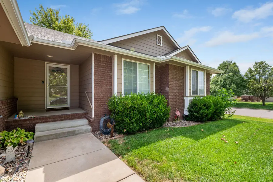 3542 N Lake Ridge Ct, Wichita, KS 67205 - #2