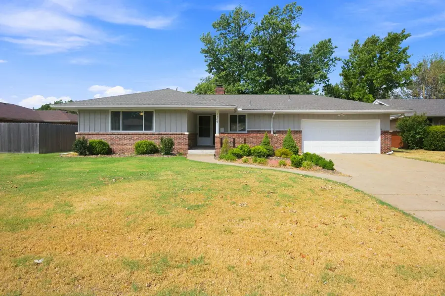 1709 N Sedgwick Ave, Wichita, KS 67203 - #3