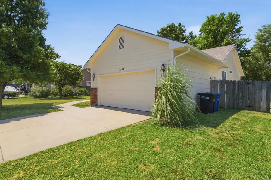 3105 N Susan St, Augusta, KS 67010 - #2