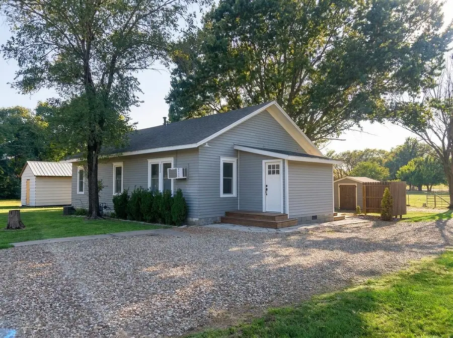 523 3rd, Atlanta, KS 67008 - #2