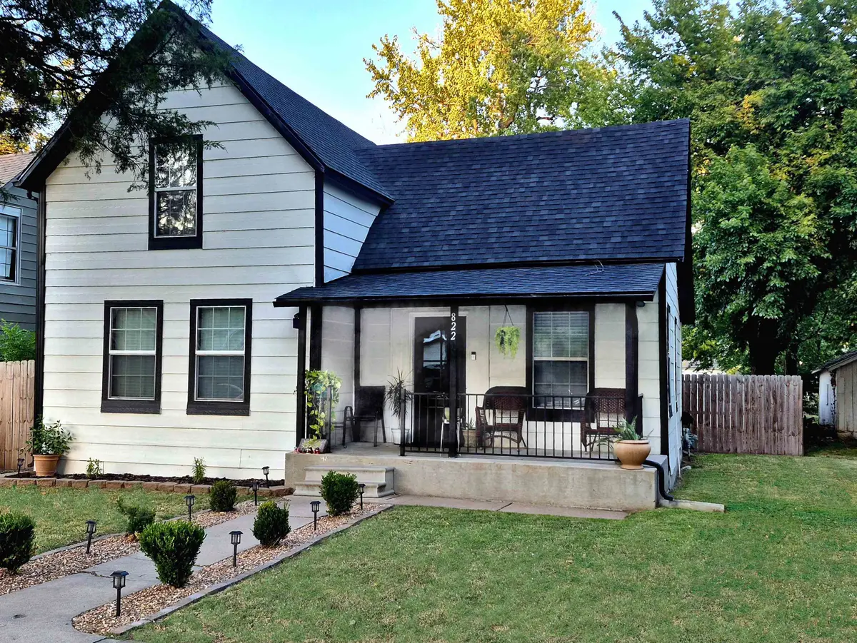 822 N C, Arkansas City, KS 67005 - #1