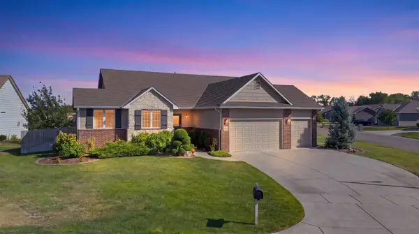 15603 E Hazel Nut Cir, Wichita, KS 67230