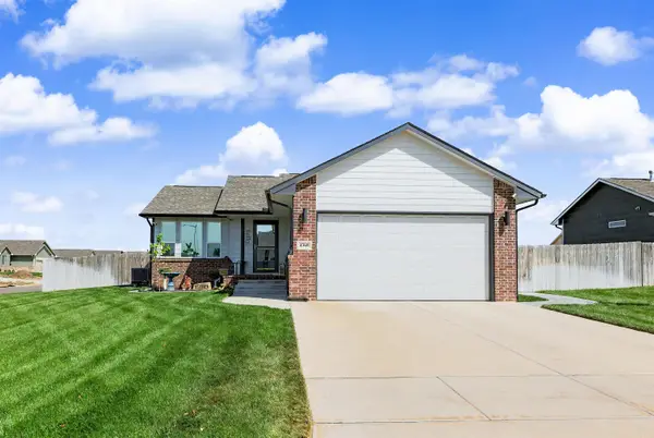 4368 N Rutgers Cir., Maize, KS 67101