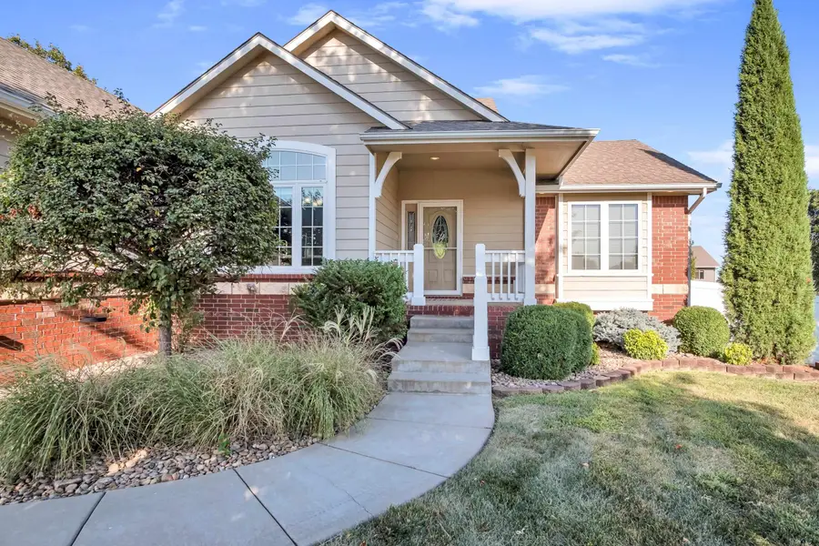 615 Autumn Glen Ct, Newton, KS 67114 - #2