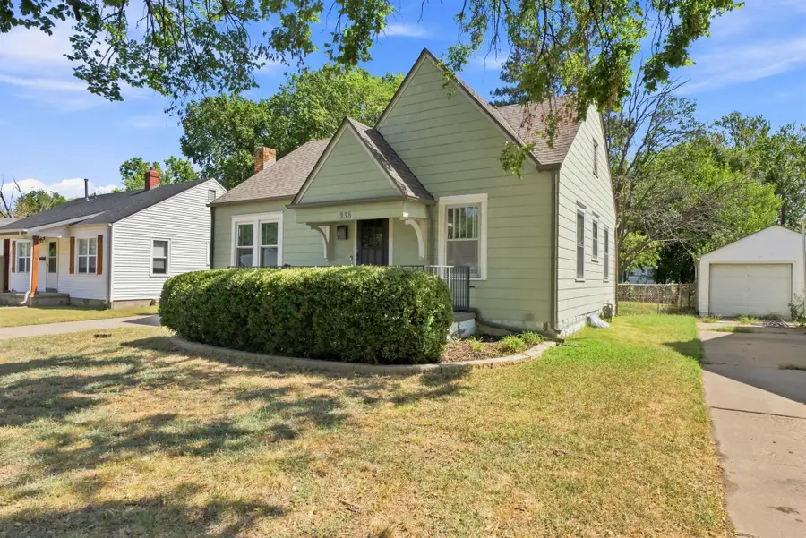 238 S Richmond Ave, Wichita, KS 67213 - #3