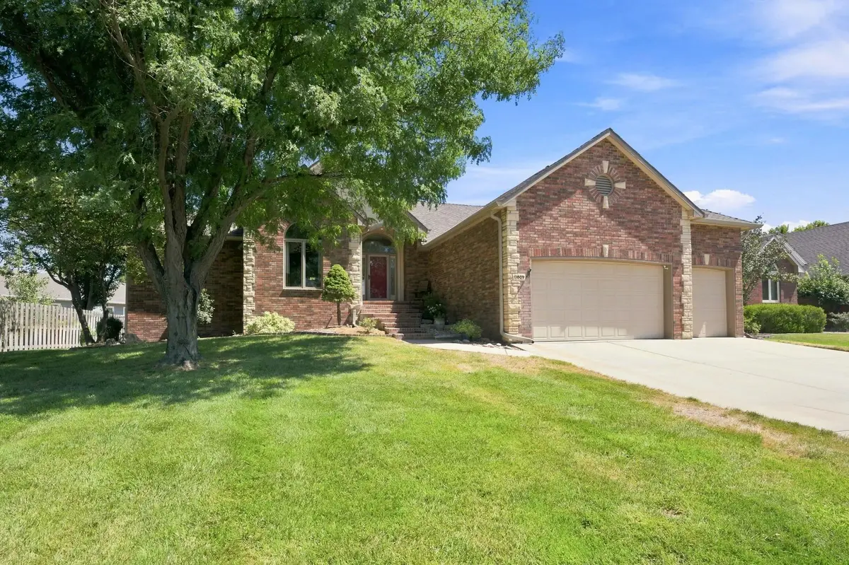 11809 W Alderny Ct, Wichita, KS 67212 - #1