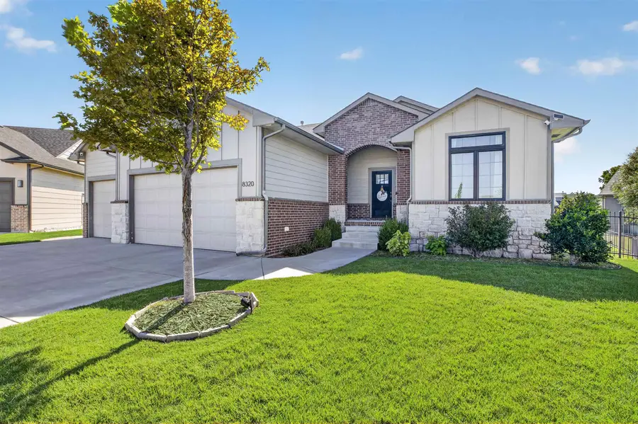 8320 W Kackley Ct, Wichita, KS 67205 - #3
