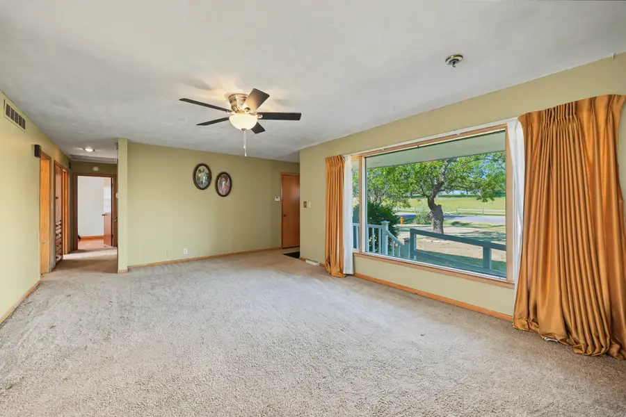 20 N Eastborough Rd, Salina, KS 67401 - #3