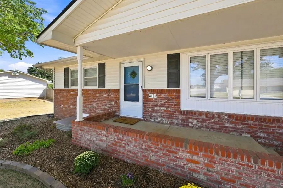 420 Westfield St, Wichita, KS 67209 - #2