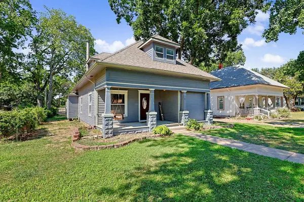 518 E Mulvane, Mulvane, KS 67110