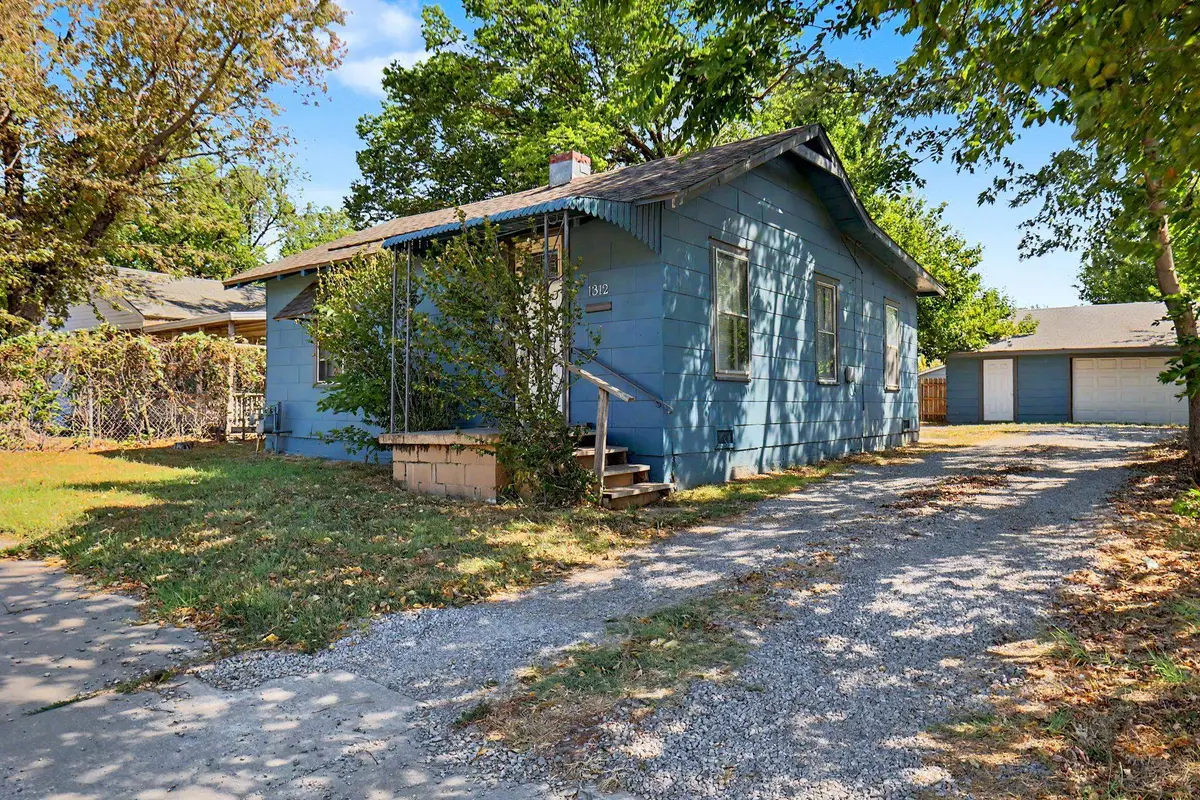 1312 S Meridian Ave, Wichita, KS 67213 - #1