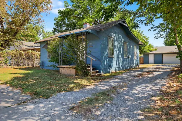 1312 S Meridian Ave, Wichita, KS 67213